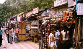 शॉपिंग के लिए बेहतरीन बाजार है दिल्ली का जनपथ मार्केट