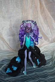 monster high skeleton dailydoll