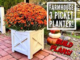 Farmhouse Three Picket Box Planter