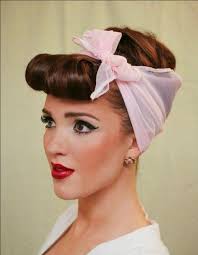 pin up hairstyle a retro chic