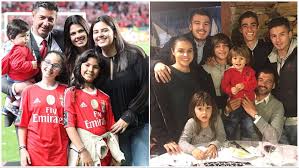 Sérgio conceição was born on november 14, 1974 in coimbra, portugal. Treinadores Do Benfica E Fc Porto Unidos Por Um Denominador Comum A Familia Movenoticias