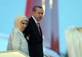 Emine Erdogan preist Harem - und erntet Kritik - DER SPIEGEL