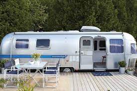 pros and cons of airstream trailers