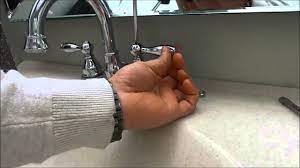 how to tighten a kitchen faucet step