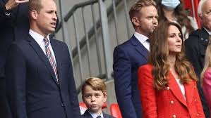 Последние твиты от kate middleton (@katemiddleton02). Kate Middleton In 5k Stylish Red Blazer Wows At Euro 2020 With Prince William Fashion Trends Hindustan Times