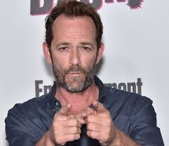 The first season finale of the original beverly hills, 90210 featured jim walsh getting a promotion back to minnesota, and was met with resistance. The Tragic Departure Of Dylan Mckay Luke Perry On Beverly Hills 90210 Revisited Daily Soap Dish