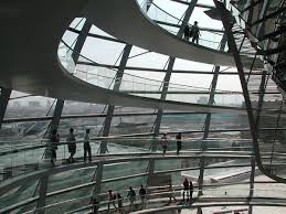 Ricostruzione della Cupola del Reichstag a Berlino di Norman Foster
