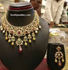 new model gold necklace designs latest