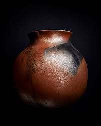 They are referred to as sandy pots due to their sandy exterior and course texture, yet the interior of these pots has a dark brown, smooth glaze. The Food Wine Guide To Clay Pot Cooking Food Wine