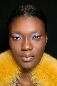 pastel makeup looks for spring 2022