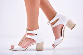 Дамски, елегантни сандали от бутиковата марка yoncy. ÙØ¬Ø¨Ø© Ø§ÙØ·Ø§Ø± Ø¨ÙØ±Ø© Ø¸Ø§ÙØ±Ø© Elegantni Sandali Na Platformabeli Zetaphi Org