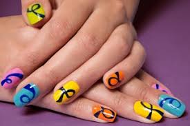 loopy multi colored manicure