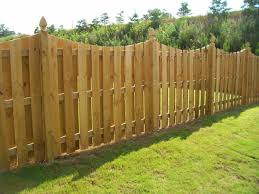 Maple Wood Fence Design For Backyard Come With Concave
