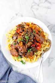 slow cooker hungarian goulash recipe