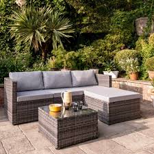 Our company is one of the uk's leading garden furniture specialists and we pride ourselves on not only the quality of the rattan and delivery service we provide but also our extensive list of positive reviews, word of mouth recommendations and happy customers. 4 Seater Rattan Corner Sofa Set Grey Weave Laura James