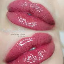 semi permanent lips tattooing full