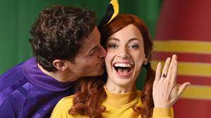 She is also the first female wiggle, although most international wiggles groups had female members such as anni, vivi, zoe and katty before she was a wiggle. The Wiggles Stars Emma Watkins And Lachlan Gillespie Split After 2 Years Of Marriage Entertainment Tonight