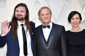 Viggo mortensen is not a man to do things by halves: Viggo Mortensen Has A Son With Former Wife Before Moving On With Girlfriend Ariadna Gil