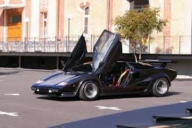 Ironically the meaner and leaner but also heavier lp 400s proved actually slower in top speed (158 mph) than the lp 400, also because the engine had been left untouched. Lamborghini Countach Turbo S Guide History Lambocars Com