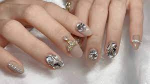 best manicures near me in woodlands