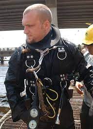 To obtain an underwater welding position, there are a number of requirements. How To Become An Underwater Welder Commercial Diving Academy