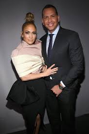 News they aren't planning to live under the same roof anytime soon. How Jennifer Lopez Her Son And A Rod Are Social Distancing