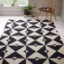 white geometric pattern dhurrie rug