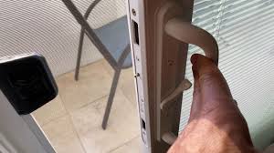 sliding door how to open close and