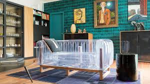 a 90s trend inflatable furniture is