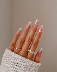 24 french tip almond nails designs you