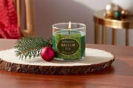 11 holiday scented candles to make your