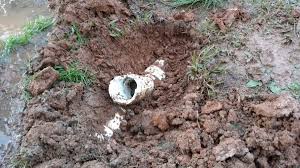 When you find your septic tank you can give yourself a pat on the back for your excellent sleuth work. What Size Is This Clean Out Septic Tank Piping Diy Home Improvement Forum