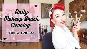 how to keep your makeup brushes clean