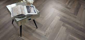 Bring any karndean floor to life using our floorstyle designer tool and room visualiser. Karndean Lvt Floors Quality Luxury Vinyl Flooring Tiles Planks