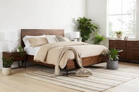 Chicago King Bedroom Set In Coffee Bean