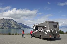 Went into a couple rv forums and found some problem stories with aaa service, and also some. Good Sam Vs Aaa Which Roadside Assistance Is The Better Choice