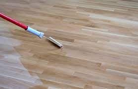 The quality of workmanship matters a lot when it comes to finishing your hardwood floors but beyond that, the quality of the materials used matters more! Oil Based Vs Water Based Hardwood Finish What S Best Denver Dustless