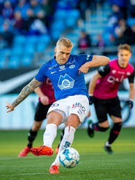 Eirik ulland andersen (born 21 september 1992) is a norwegian footballer who plays as a left midfield for norwegian club molde fk. Sport Fotball Babylykke For Ulland Andersen En Helt Vill Opplevelse