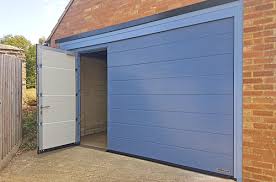With our side sectional doors, you can achieve the elegant architectural style of your dreams while retaining. Sectional Garage Doors Steel Aluminium Timber Sectional Doors Manually Or Electrically Operated Garage Door Centre Uk