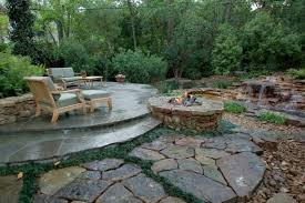 16 Attractive Paver Edging Ideas To