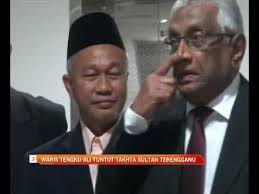 Air tangan dymm sultan johor: Waris Tengku Ali Tuntut Takhta Sultan Terengganu Youtube