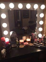 diy hollywood lighted vanity mirror