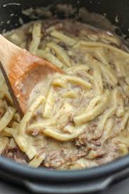 slow cooker beef and noodles slow