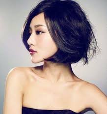 The face appears tender and pleasant with this style. 20 Short Haircuts For Asian Women Reviewtiful