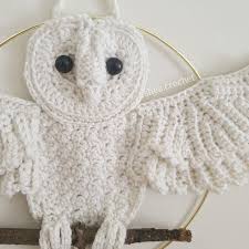 Barn Owl Wall Hanging Crochet Pattern