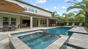 homes with a pool in orlando