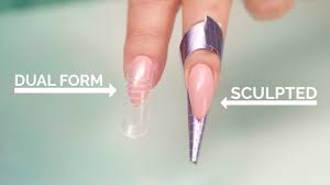 dual forms vs sculpted acrylic nails