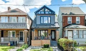 is toronto a good place to a house