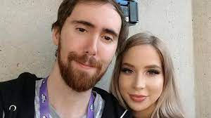 asmongold and pink sparkles break up