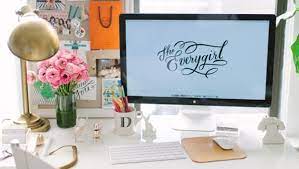 ideas to decorate your office desk